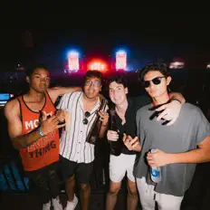 Escucha a Pionshu, mira videos musicales, lee su biografía, consulta las fechas de las gira y más.