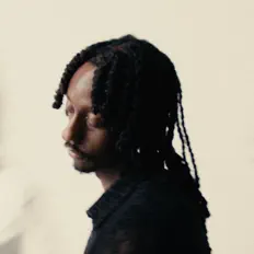 收听 Mo' Love、观看音乐视频、阅读小传、查看巡演日期等 ！