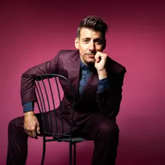 Listen to Francesco Gabbani, watch music videos, read bio, see tour dates & more!