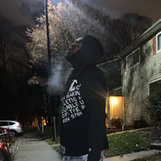 Kayytona을(를) 듣고, 뮤직 비디오를 보고, 약력을 읽고, 투어 일정 등을 확인하세요!