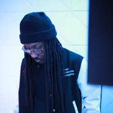 Escucha a Roc Solo, mira videos musicales, lee su biografía, consulta las fechas de las gira y más.