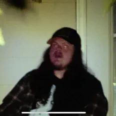 收听 TERRY、观看音乐视频、阅读小传、查看巡演日期等 ！