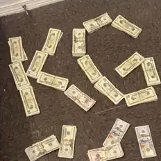 STF KGを聴いたり、ミュージックビデオを鑑賞したり、経歴やツアー日程などを確認したりしましょう！