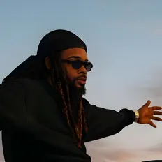 Escucha a Filnobep, mira vídeos musicales, lee la biografía, consulta fechas de giras y mucho más.