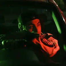 收听 Oner、观看音乐视频、阅读小传、查看巡演日期等 ！