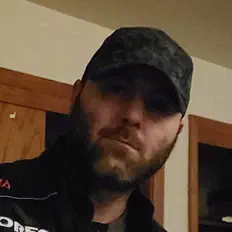 Psycho X을(를) 듣고, 뮤직 비디오를 보고, 약력을 읽고, 투어 일정 등을 확인하세요!