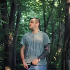 Escucha a In Signs, mira videos musicales, lee su biografía, consulta las fechas de las gira y más.