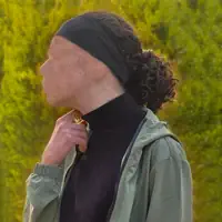 Hör dir undefined an, schau dir Musikvideos an, lies die Biografie, finde Tourdaten und mehr!