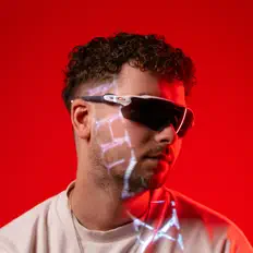 Dengarkan FHNX, tonton video musik, baca bio, lihat tanggal tur & lainnya!