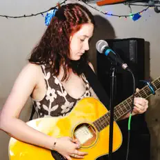 Ouve Samantha Jessalyn, vê vídeos de música, lê a biografia, vê as datas da digressão e muito mais!