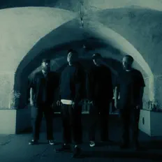 Poslechněte si interpreta IMMERSE, sledujte hudební videa, přečtěte si životopis, podívejte se na data turné a další informace.