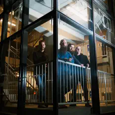 Écoutez Dharma Down, regardez des vidéoclips, lisez la biographie, consultez les dates de tournée et plus encore !