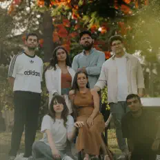 Crossbridge Worshipを聴いたり、ミュージックビデオを鑑賞したり、経歴やツアー日程などを確認したりしましょう！