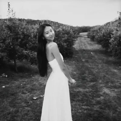 Listen to Emilie Su, watch music videos, read bio, see tour dates & more!
