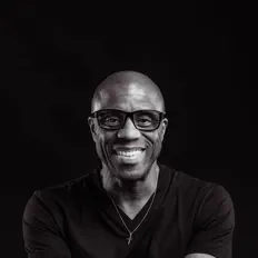 Derrick McKenzieを聴いたり、ミュージックビデオを鑑賞したり、経歴やツアー日程などを確認したりしましょう！