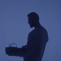 Ascolta undefined, guarda video musicali, leggi la biografia, vedi le date del tour & altro!
