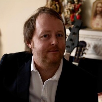 Ascolta James McCartney, guarda video musicali, leggi la biografia, vedi le date del tour & altro!