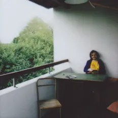 Hör dir Le Reste an, schau dir Musikvideos an, lies die Biografie, finde Tourdaten und mehr!