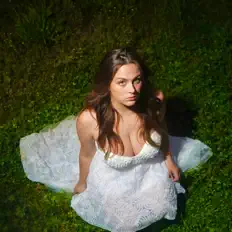 Listen to Eleanor Kingston, watch music videos, read bio, see tour dates & more!