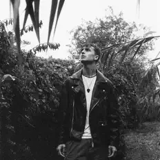 Dengarkan Dtoxify, tonton video musik, baca bio, lihat tanggal tur & lainnya!