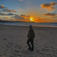 Escucha a Clément, mira videos musicales, lee su biografía, consulta las fechas de las gira y más.