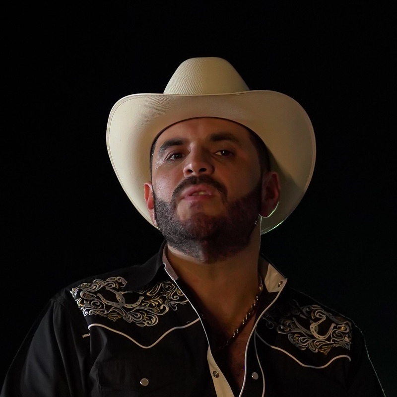 Song - Trato De Muerte (En Vivo) - El Komander