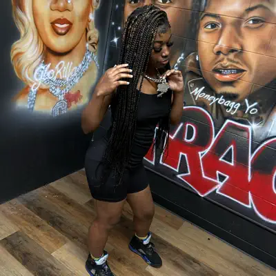 Listen to Riah Din3ro, watch music videos, read bio, see tour dates & more!