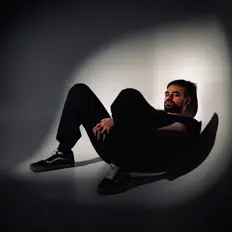 Ouve Kamran Ramsden, vê vídeos de música, lê a biografia, vê as datas da digressão e muito mais!