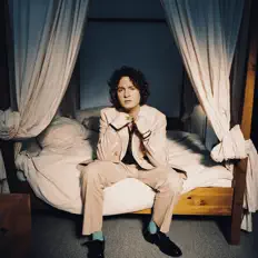 Portlandを聴いたり、ミュージックビデオを鑑賞したり、経歴やツアー日程などを確認したりしましょう！