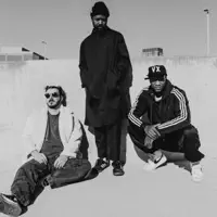 Posłuchaj wykonawcy undefined, obejrzyj teledyski, przeczytaj biografię, zobacz daty tras koncertowych i nie tylko!