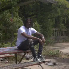 Escucha a MelloZee, mira vídeos musicales, lee la biografía, consulta fechas de giras y mucho más.