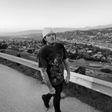 Dengarkan romanstine!, tonton video musik, baca bio, lihat tanggal tur & lainnya!