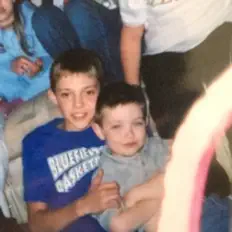 Ascolta Kalop Riffe, guarda video musicali, leggi la biografia, vedi le date del tour & altro!