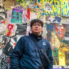 收听 RJ B、观看音乐视频、阅读小传、查看巡演日期等 ！