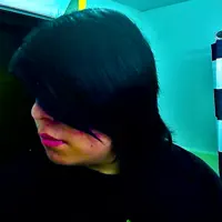 Ouça undefined, assista a videoclipes, leia a biografia, veja as datas das turnês e mais!