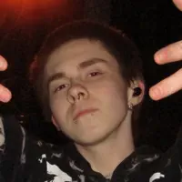 Ascolta undefined, guarda video musicali, leggi la biografia, vedi le date del tour & altro!