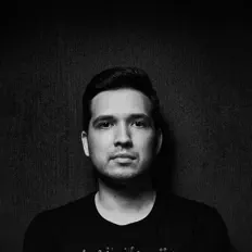 Max Sorokinを聴いたり、ミュージックビデオを鑑賞したり、経歴やツアー日程などを確認したりしましょう！