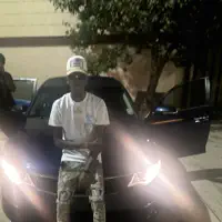 Poslechněte si interpreta undefined, sledujte hudební videa, přečtěte si životopis, podívejte se na data turné a další informace.