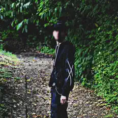 Svkvnaを聴いたり、ミュージックビデオを鑑賞したり、経歴やツアー日程などを確認したりしましょう！