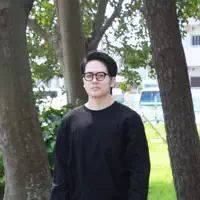 undefinedを聴いたり、ミュージックビデオを鑑賞したり、経歴やツアー日程などを確認したりしましょう！