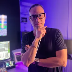 Poslechněte si interpreta Omar Cruz Cabrera, sledujte hudební videa, přečtěte si životopis, podívejte se na data turné a další informace.