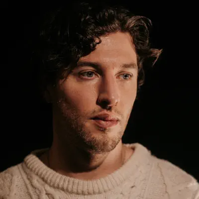 Listen to Raphaël Mars, watch music videos, read bio, see tour dates & more!