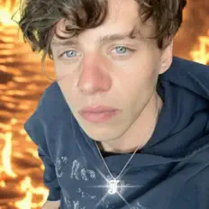 Poslechněte si interpreta Jason Didawick, sledujte hudební videa, přečtěte si životopis, podívejte se na data turné a další informace.