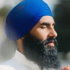 Bhai Nirmal Singh Khalsa Pipli Waleを聴いたり、ミュージックビデオを鑑賞したり、経歴やツアー日程などを確認したりしましょう！