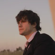 Ascolta The Elliot Equation, guarda video musicali, leggi la biografia, vedi le date del tour & altro!