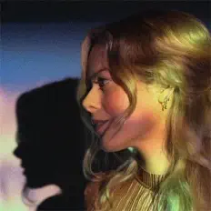 Listen to DE LOUA, watch music videos, read bio, see tour dates & more!