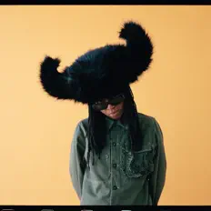 Escucha a Shy One, mira videos musicales, lee su biografía, consulta las fechas de las gira y más.