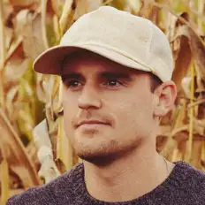 Luister naar Bogie, bekijk muziekvideo's, lees de bio, bekijk de tourdata, en meer!