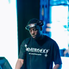 Toxic Chemical dinle, müzik videolarını izle, biyografisini oku, tur tarihlerini ve daha fazlasını gör!