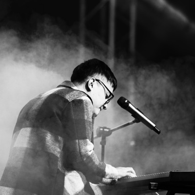 Listen to TheLungten, watch music videos, read bio, see tour dates & more!